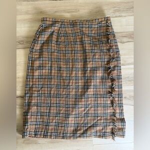 Elegant Plaid Pencil Skirt in Tan and Black